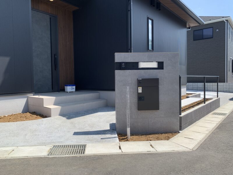 成田市おしゃれな新築外構工事｜外構工事専門店アシスト